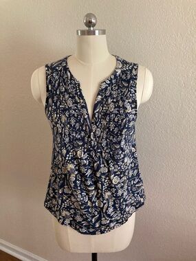 Lucky Brand Navy and Cream Floral Smocked Tank